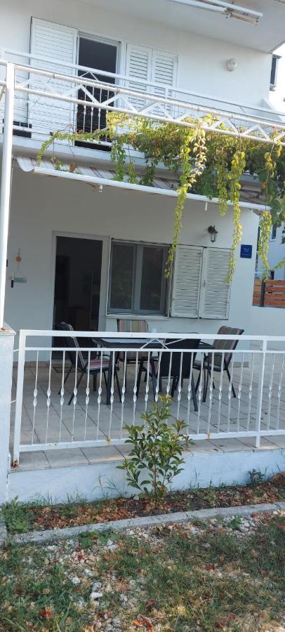 Top Location Živogošće Eksteriør billede
